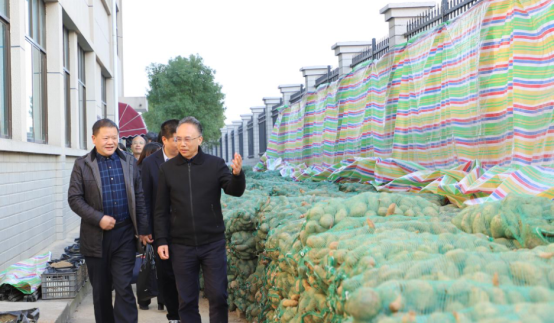 雙清區(qū)委書記曾秦偉帶隊走訪天香生物參觀調(diào)研，助力鄉(xiāng)村振興