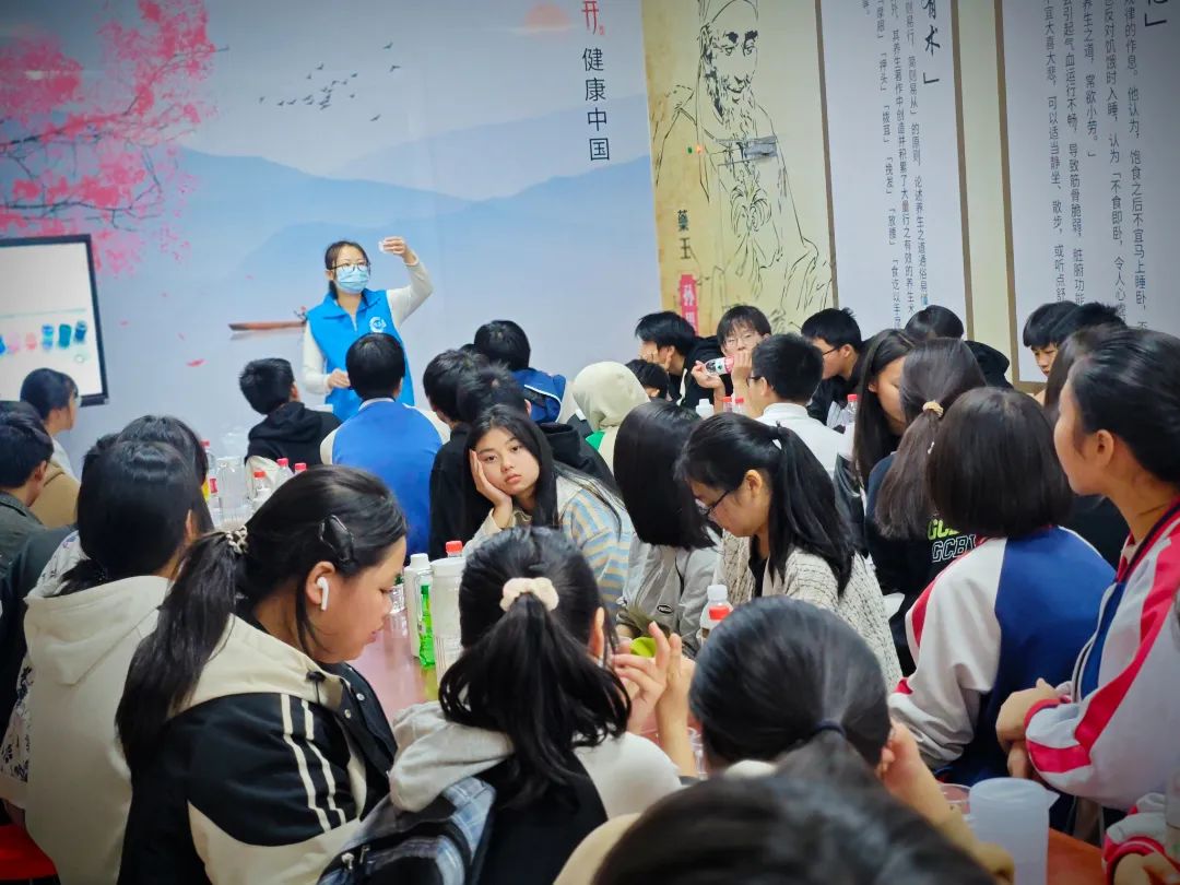 雙清區(qū)“愛心護(hù)航，助夢成長”