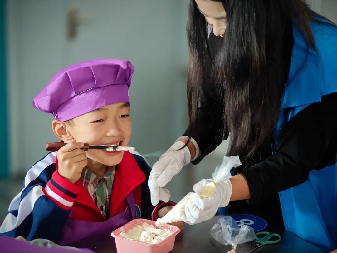 雙清區(qū)“愛心護(hù)航，助夢成長”