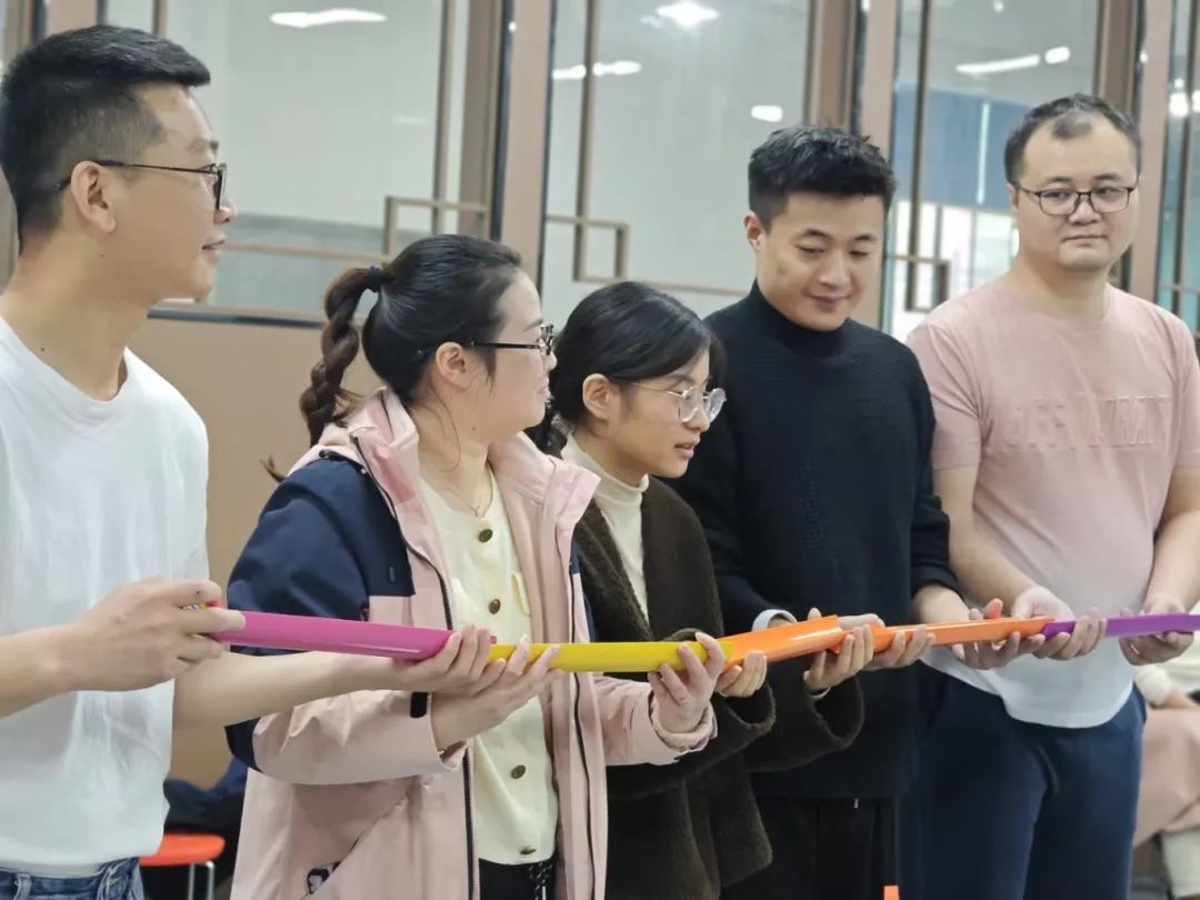 “財(cái)信人壽邵陽(yáng)中支工會(huì)活動(dòng)”在天香大健康產(chǎn)業(yè)園圓滿舉行